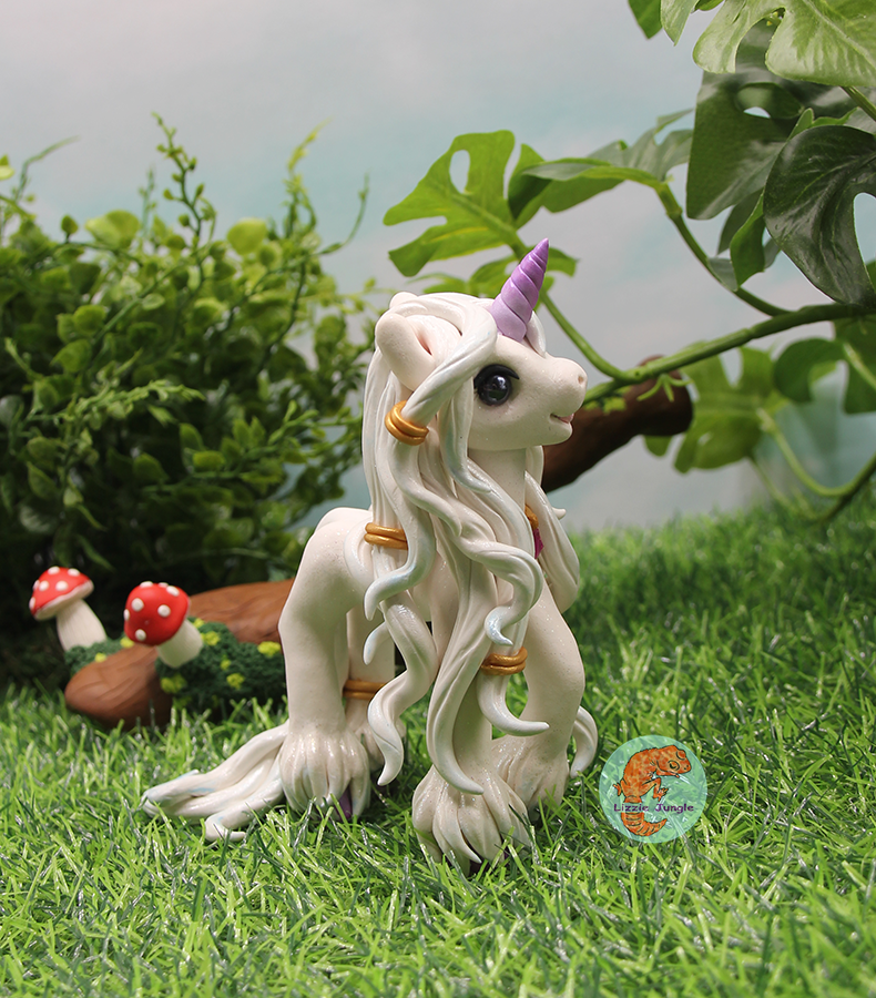 Lilac - White Winter Unicorn