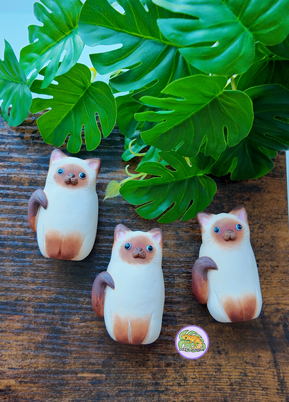 Siamese Cat Mini Vase Magnet