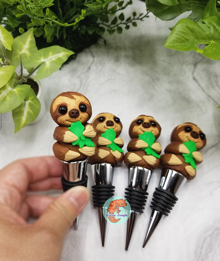 Sloth Eating Leaves Wine Stopper