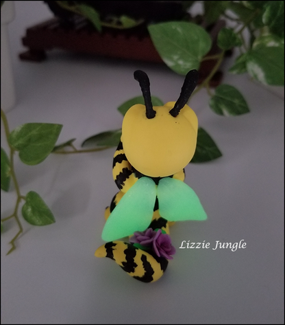 Ozzie - Bumble Bee Dragon