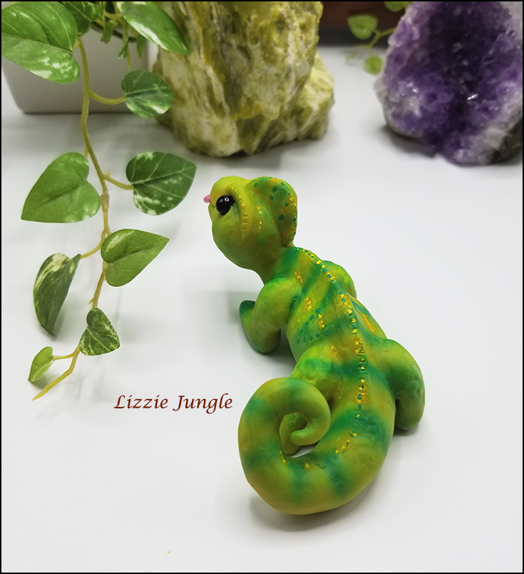 Mila - Earth Green Chameleon