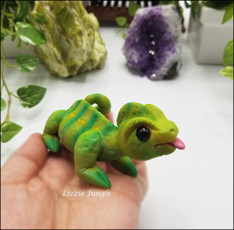 Mila - Earth Green Chameleon