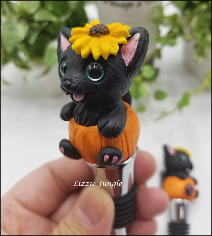 Black Kitten in Pumpkin Wine Stopper