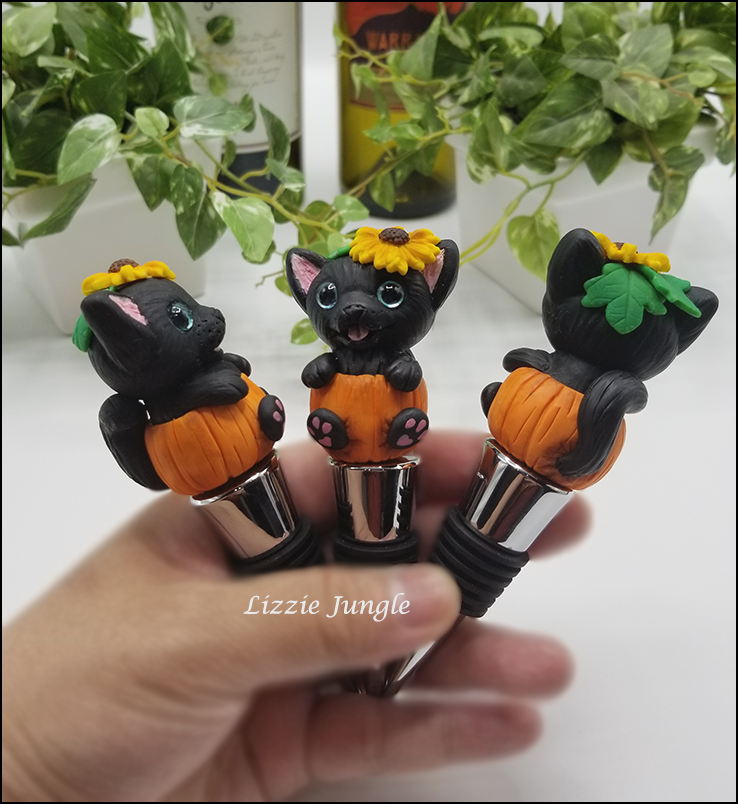 Black Kitten in Pumpkin Wine Stopper