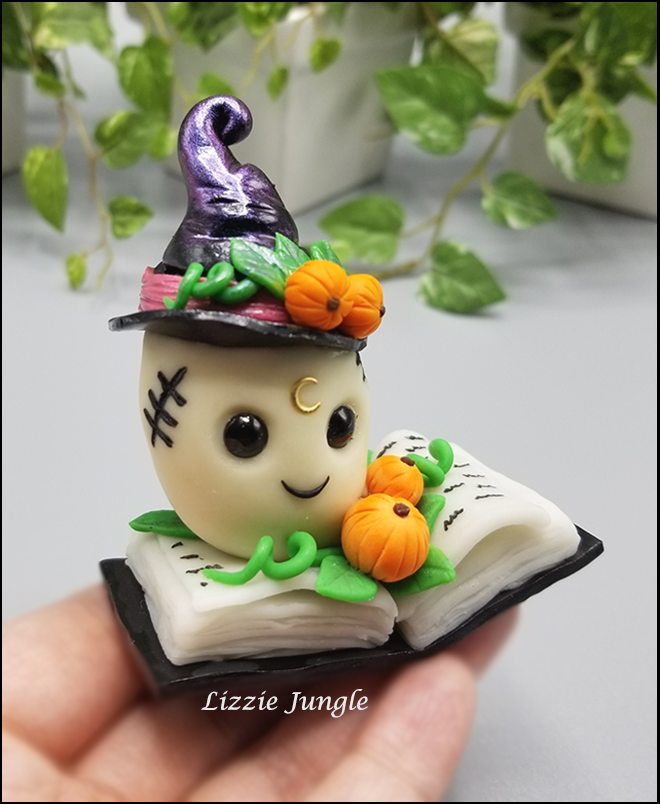 Zyla - Book Ghosty with Green Witch Hat