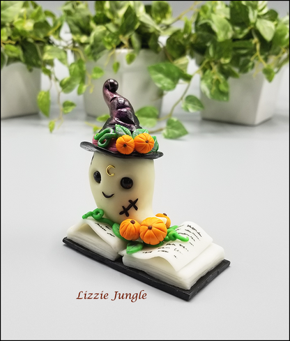 Zinia - Cute OOAK Book Ghosty with Purple Witch Hat