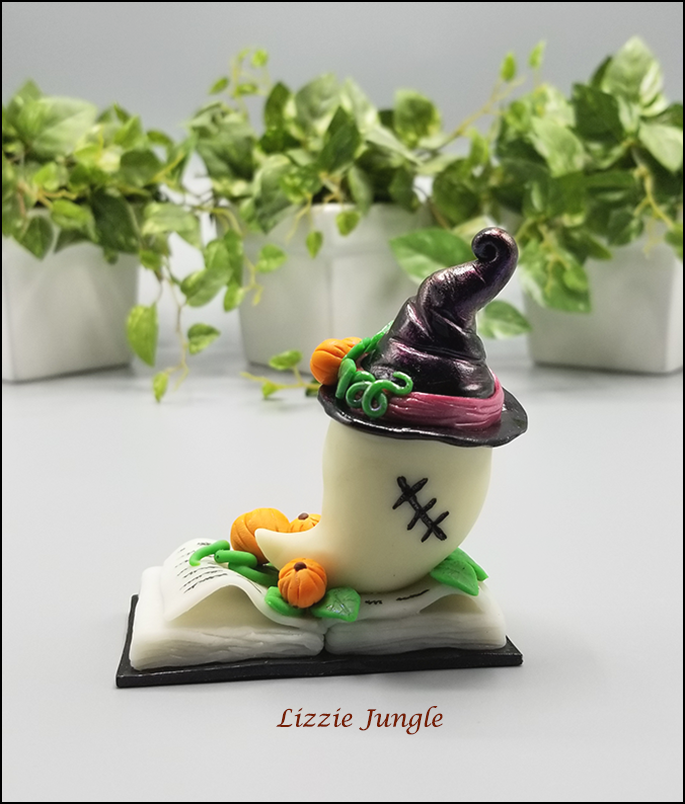 Zinia - Cute OOAK Book Ghosty with Purple Witch Hat